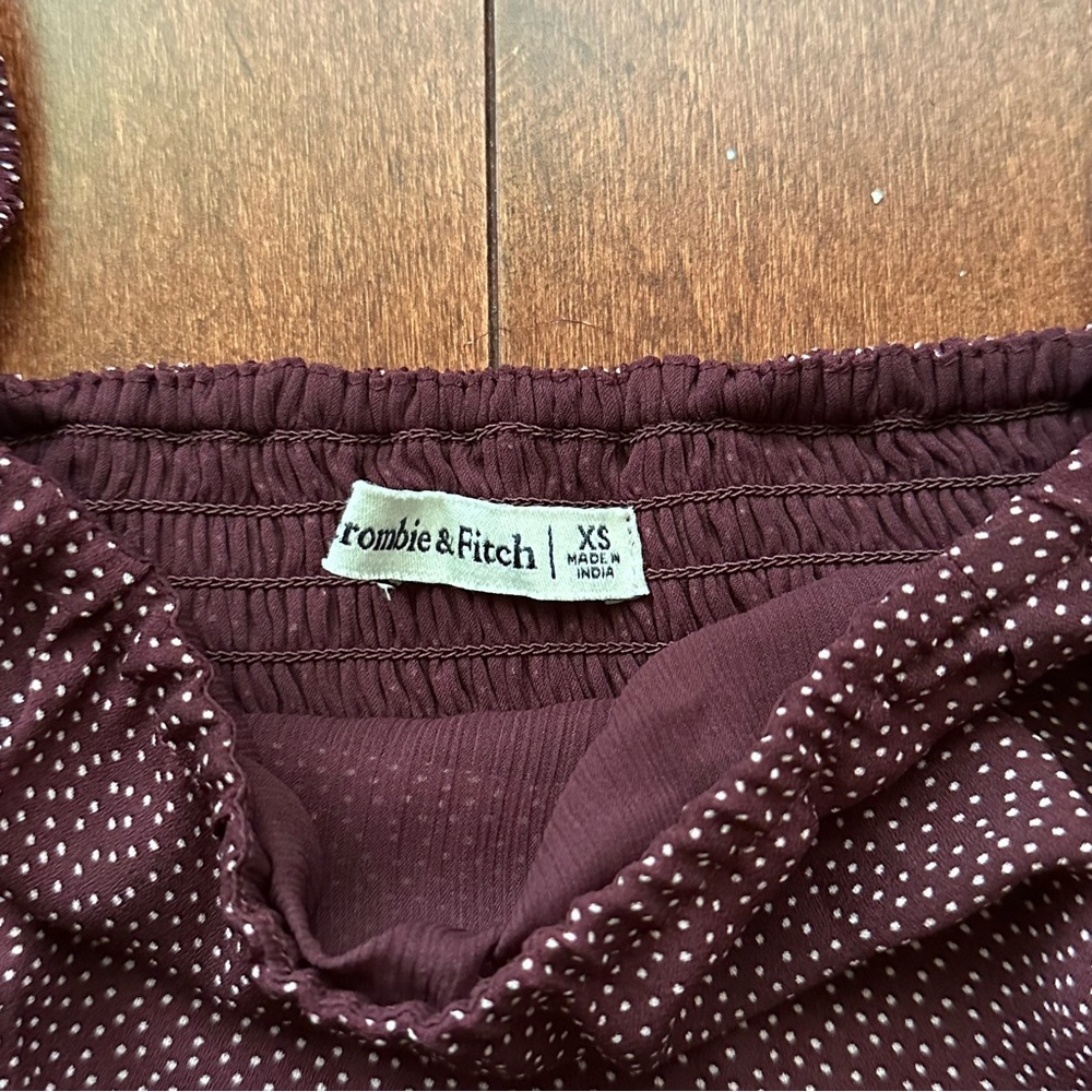 Abercrombie & Fitch Polk a Dot Puff Sleeve Blouse - Picture 6 of 9